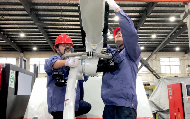 浙江雷諾爾電氣：以技術革新破解工業機器人線纜保護痛點